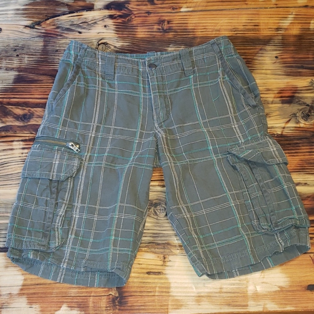 Columbia Shorts. Men's Size 30. In GUC!